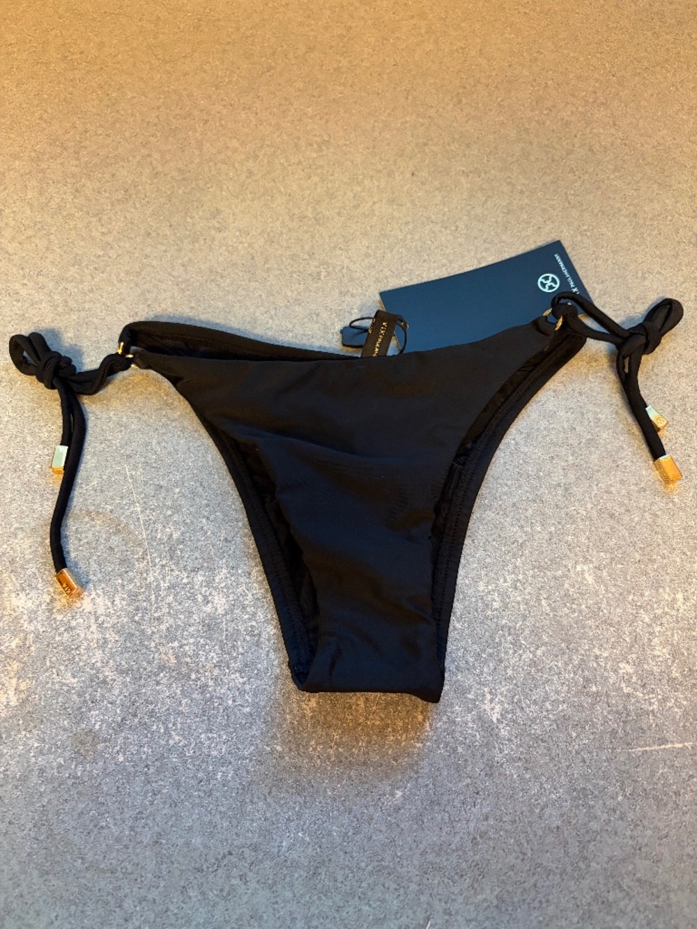 Vix Black Minimalist String Bikini Bottoms, size M